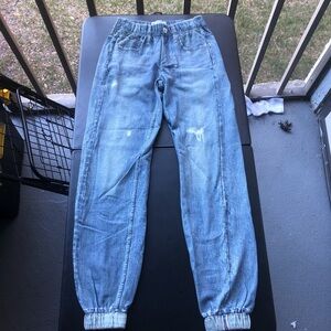 “Rag&bone” Light wash blue denim joggers with elastic waistband